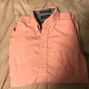 Men’s Nautica Button Down Shirt